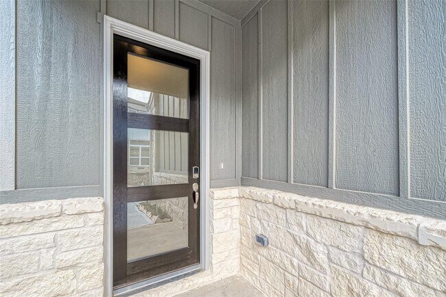 Foto del edificio - 4111 Peaceful Pines Ln