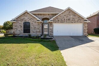 Building Photo - 2701 Chatsworth Dr