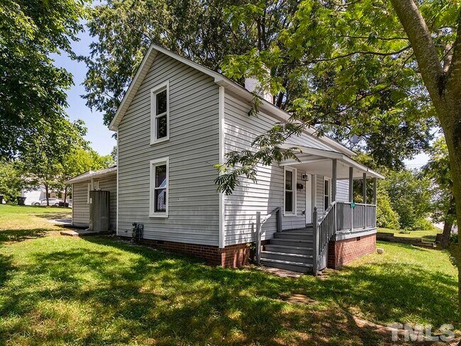 Foto del edificio - 234 Hatch St