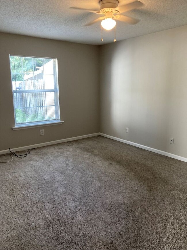 Building Photo - 109 Barts Dr