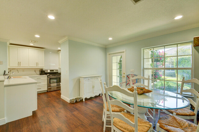 Building Photo - 14533 Equestrian Way