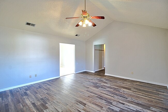 Foto del edificio - 942 Gulfstream Rd