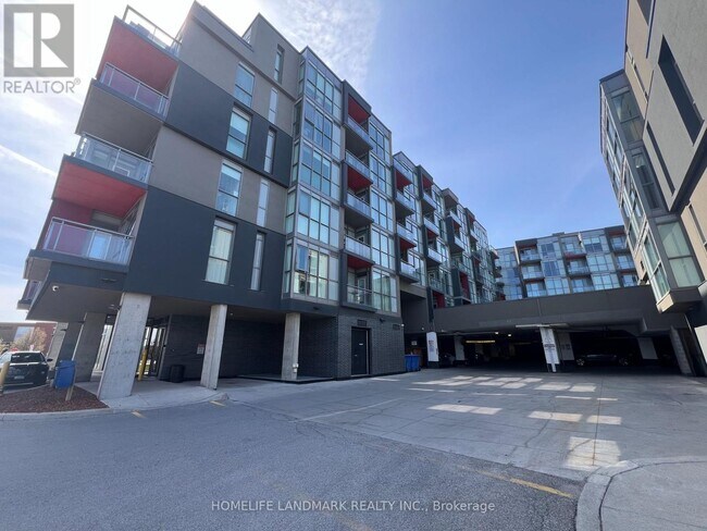 Photo du bâtiment - 5220 Dundas St