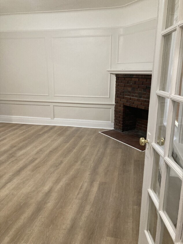 Foto principal - 1448 E 23rd St