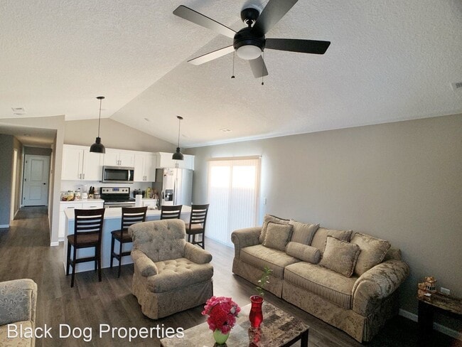 Building Photo - 3 br, 2 bath House - 1603 Hill Valley Drive