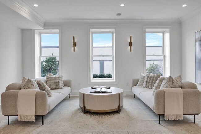 Living room - 1335 11th St NW