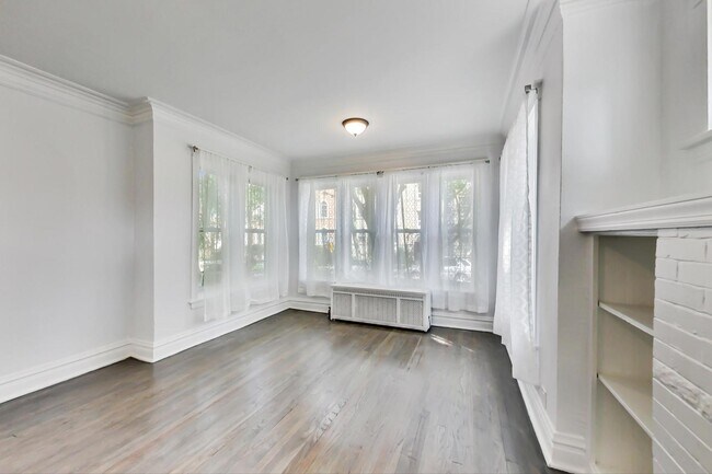 Foto del edificio - 4300 N Richmond St