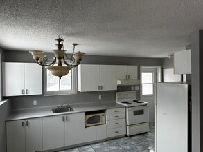 Building Photo - 395 Rue Gauthier