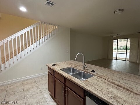 Foto del edificio - 7805 Bristol Cir