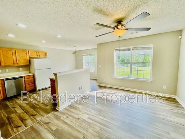 Building Photo - 2707 N Keswick Way