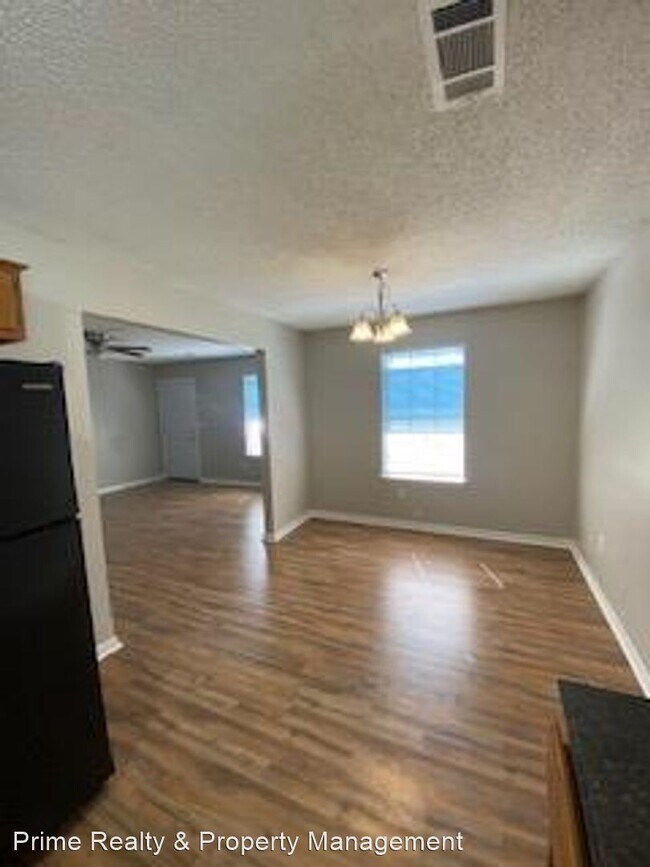 Foto del edificio - 3 br, 2 bath House - 1819 Watts Road
