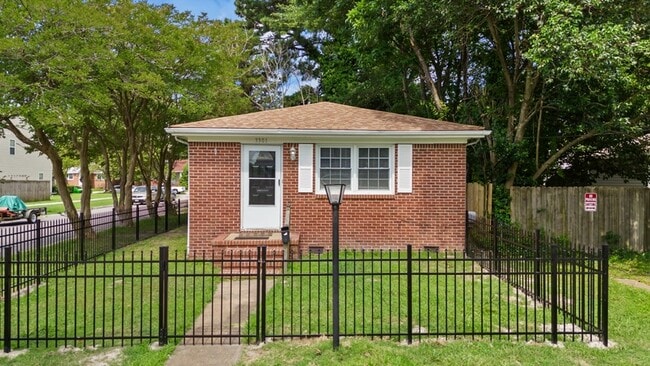 Photo - 3301 Marne Avenue House