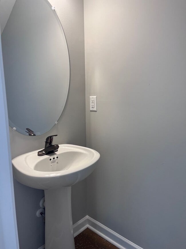 Photo - 1235 Bluebird Rd Apartment