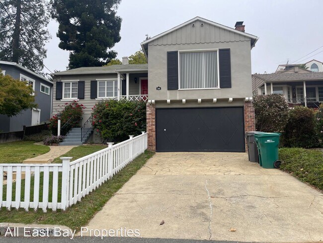 Building Photo - 4 br, 3 bath House - 488 Florence Avenue