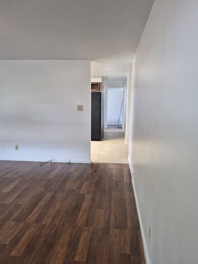 Foto del edificio - 1200 S Coffman St