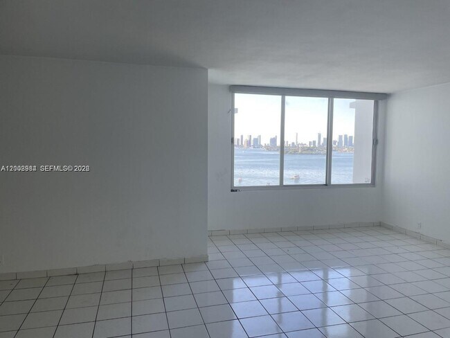 Foto del edificio - 1000 West Ave