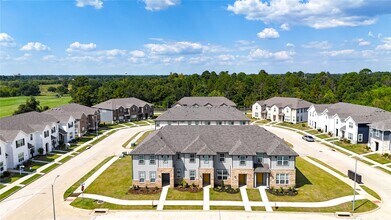 Building Photo - 11910 Carvalho Dr