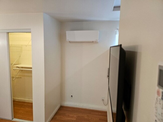 Foto del edificio - 20624 Kittridge St