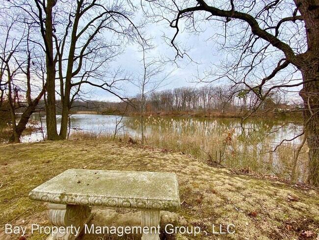 Foto del edificio - 2 br, 1 bath House - 2 Cedar Valley Pl Apt...