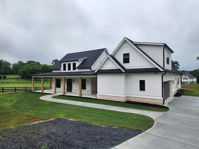Building Photo - 1580 Ace Mcmillian Rd