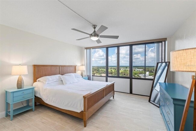 Foto del edificio - 3580 S Ocean Shore Blvd