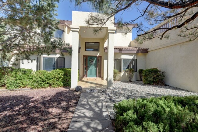 Foto del edificio - Stunning 4-Bedroom Albuquerque Foothill Ho...