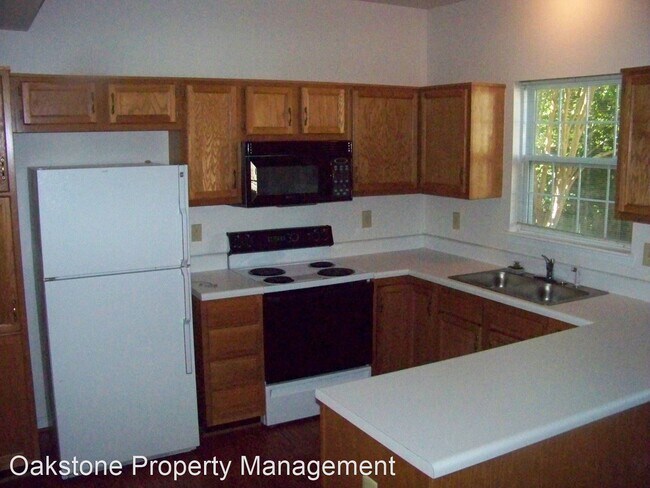 Building Photo - 3 br, 2.5 bath House - 2932 Queensland Dr.