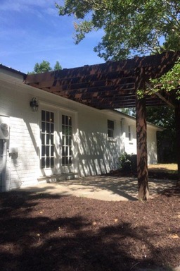 Building Photo - 838 Bowman Rd
