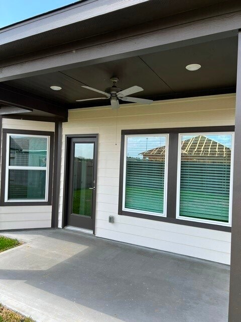 Building Photo - 32523 Midsummer Dr