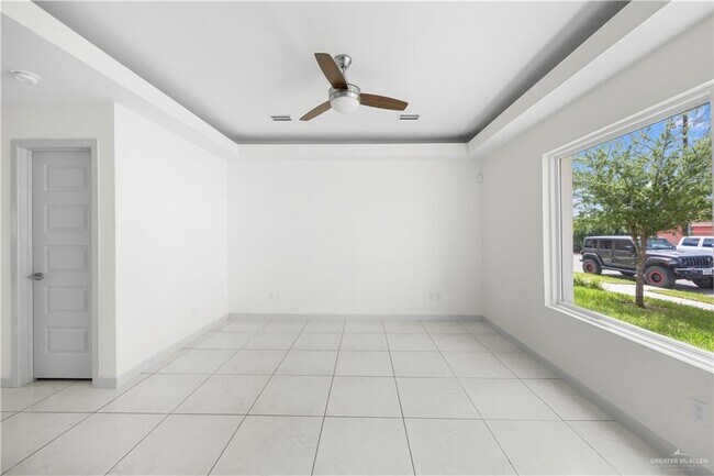Foto del edificio - 2312 Harmony Ln