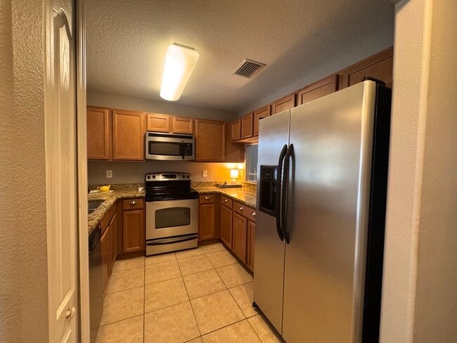 Foto del edificio - Summerfield Townhome