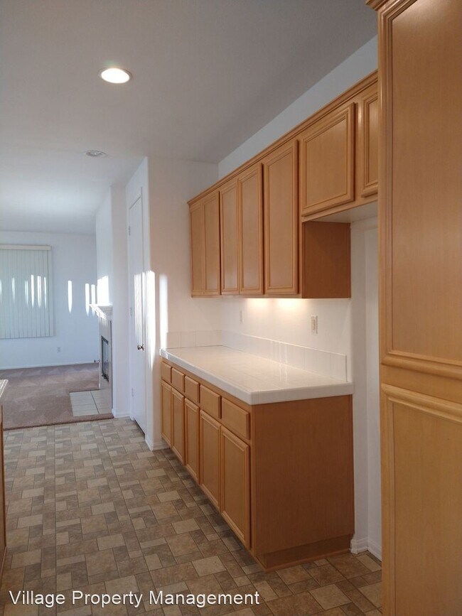 Building Photo - 4 br, 2 bath House - 11585 Bunker Place