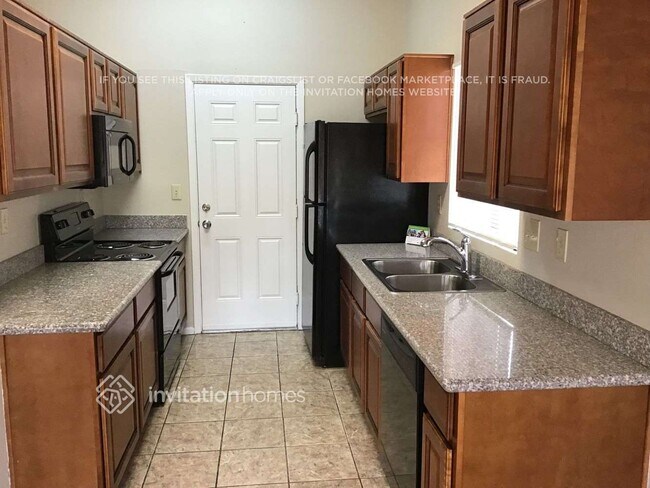 Foto del edificio - 17614 N 42nd Ln