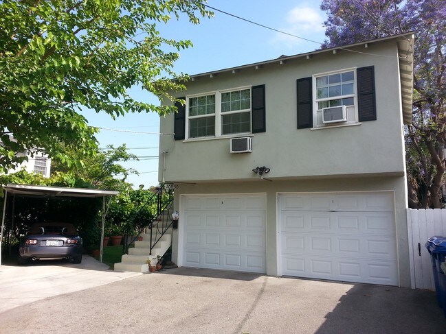 Foto del edificio - 10828 Morrison St