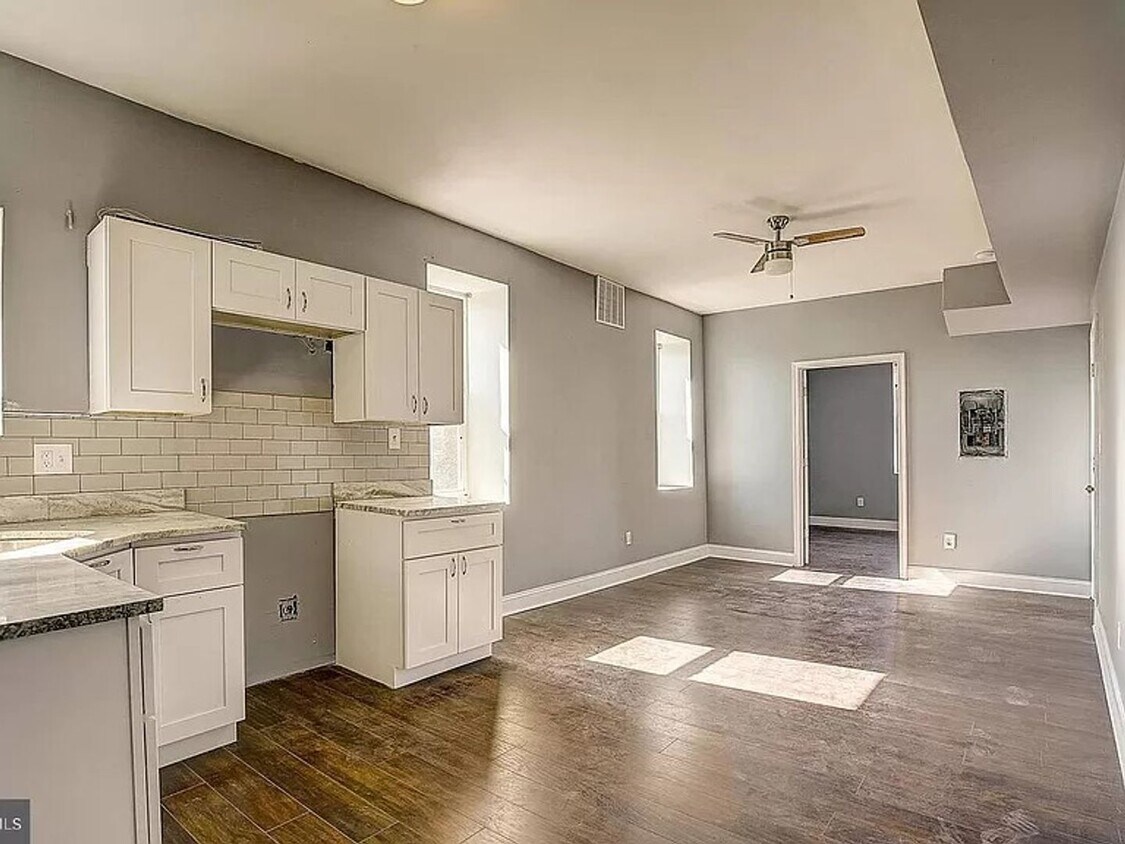 Foto principal - 4115 Pennsgrove Street