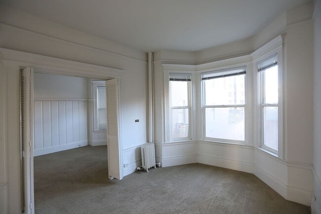 Building Photo - OPEN HOUSE: Saturday (6/28) 3:30pm-4:00pm....