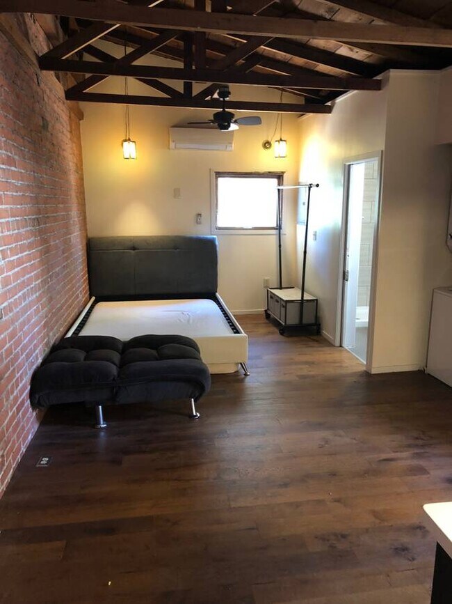 Foto del edificio - 328 3rd St