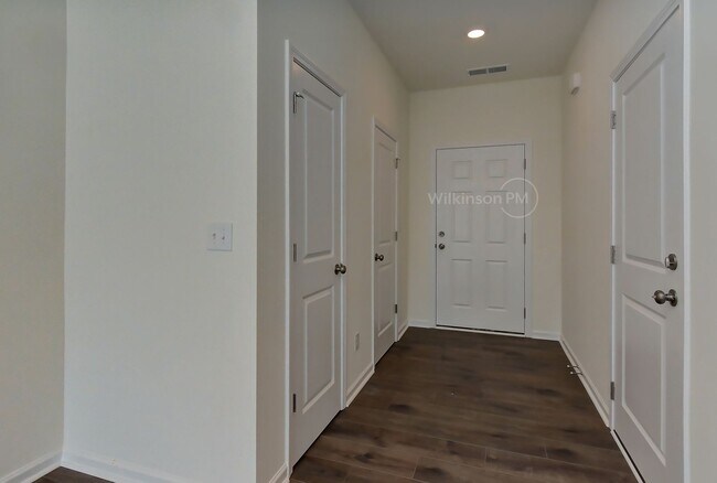 Building Photo - Stunning new construction townhome at Pipe...