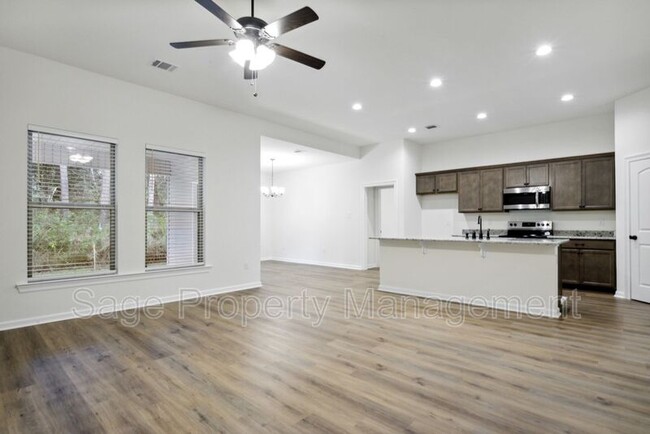 Building Photo - 28436 Merrimack Dr