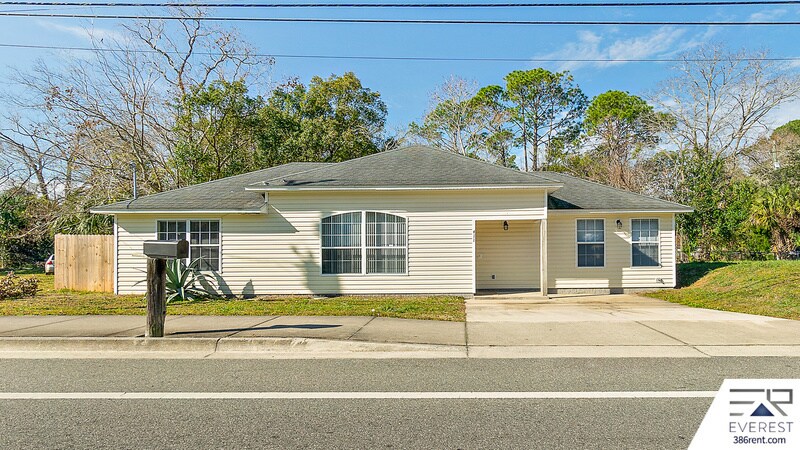 Foto principal - 411 S St Johns St