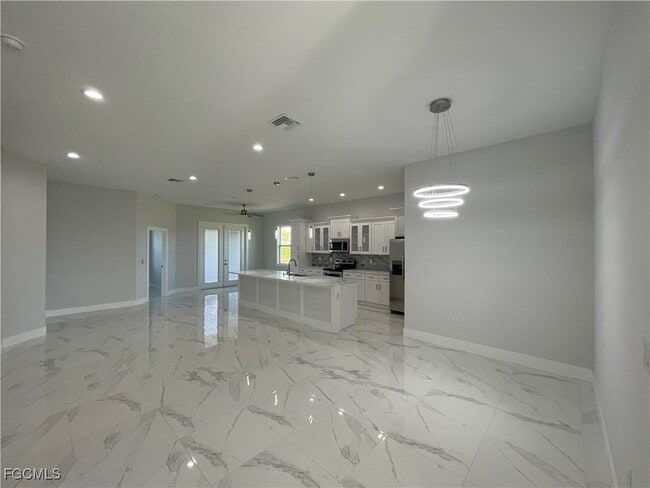 Foto del edificio - 721 NE 11th Terrace