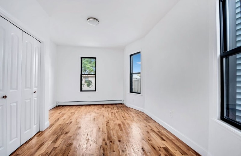 Photo - 1842 Hunt Ave (The Bronx, NY)