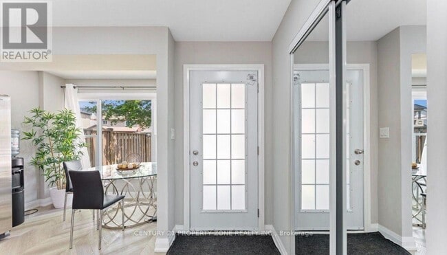 Building Photo - 4 Borden Hill Ct