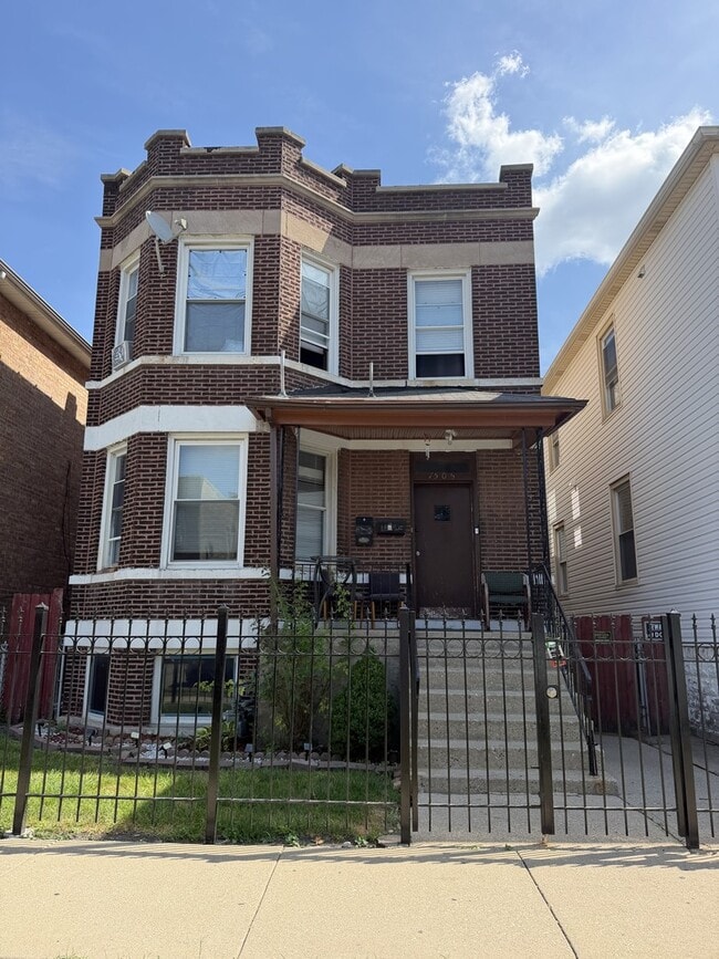 Building Photo - 1505 S 51st Ave