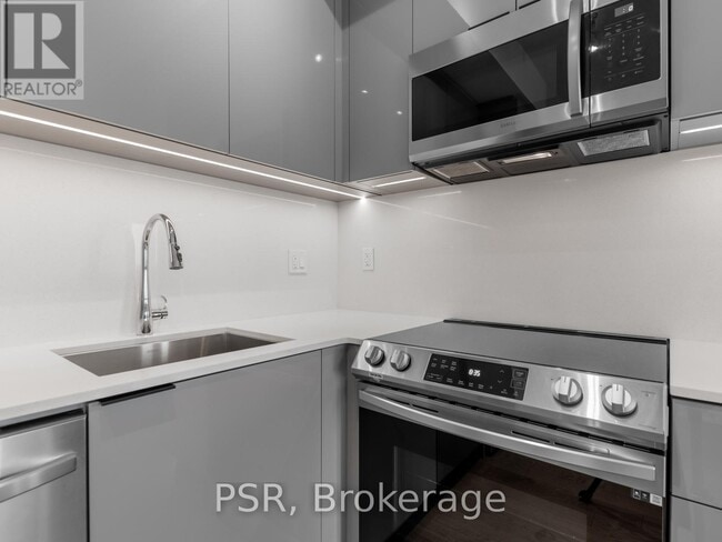 Building Photo - 50 Power St