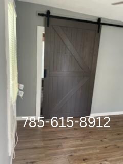 Foto del edificio - 807 N Poplar St