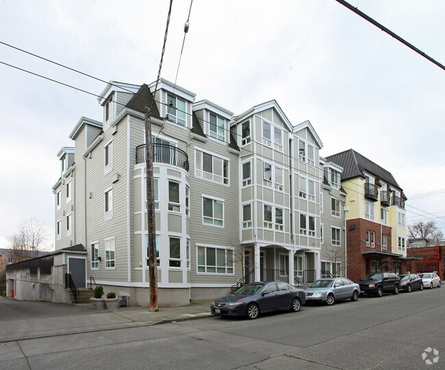 Foto del edificio - Residences at Fifth North