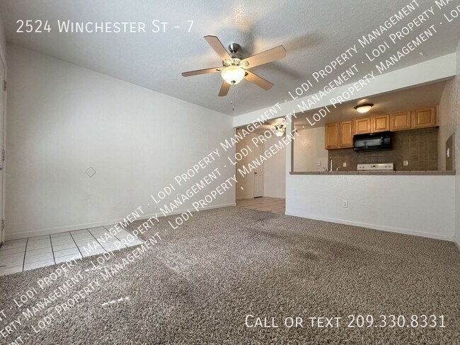Foto del edificio - 2524 Winchester Dr