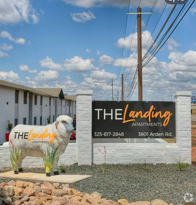 Building Photo - The Landing Apartments