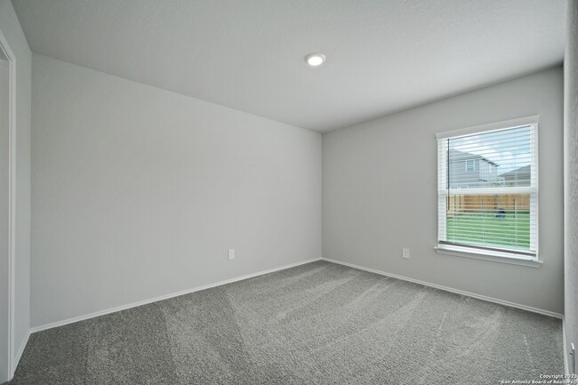 Building Photo - 2123 Collins Aly
